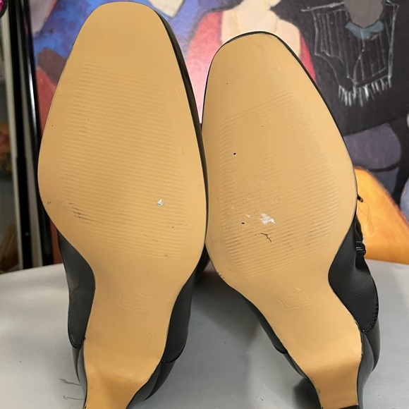 Ros Hommerson size 9 wide black leather boots w scallop top - Picture 3 of 12